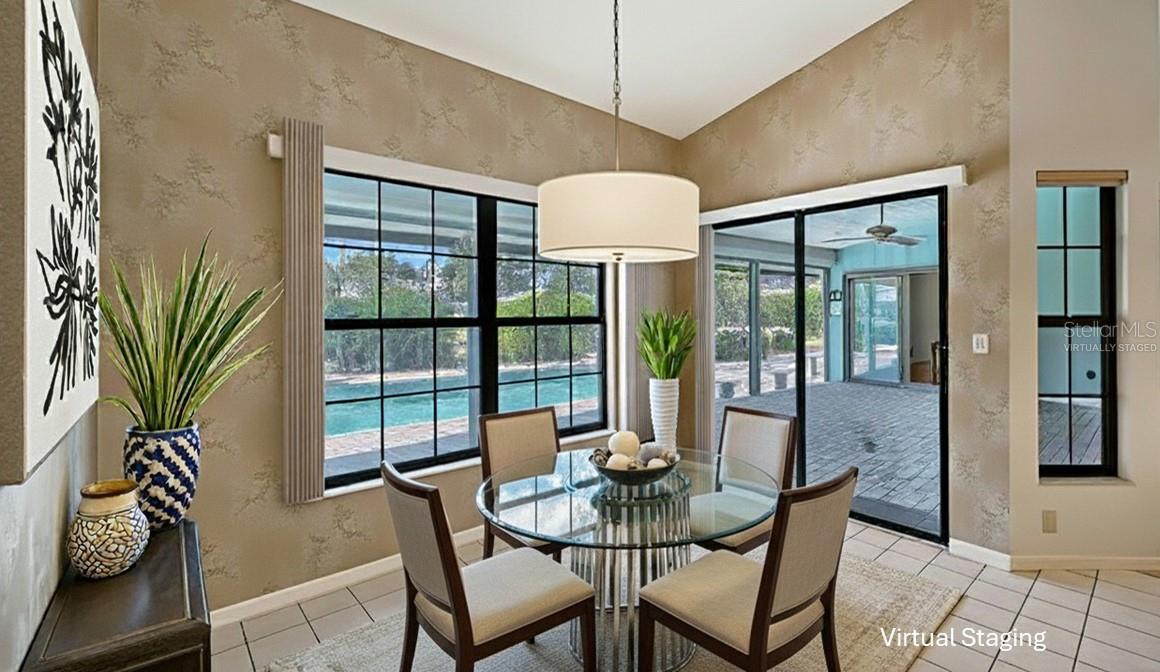 LAKES ESTATES THE - Residential