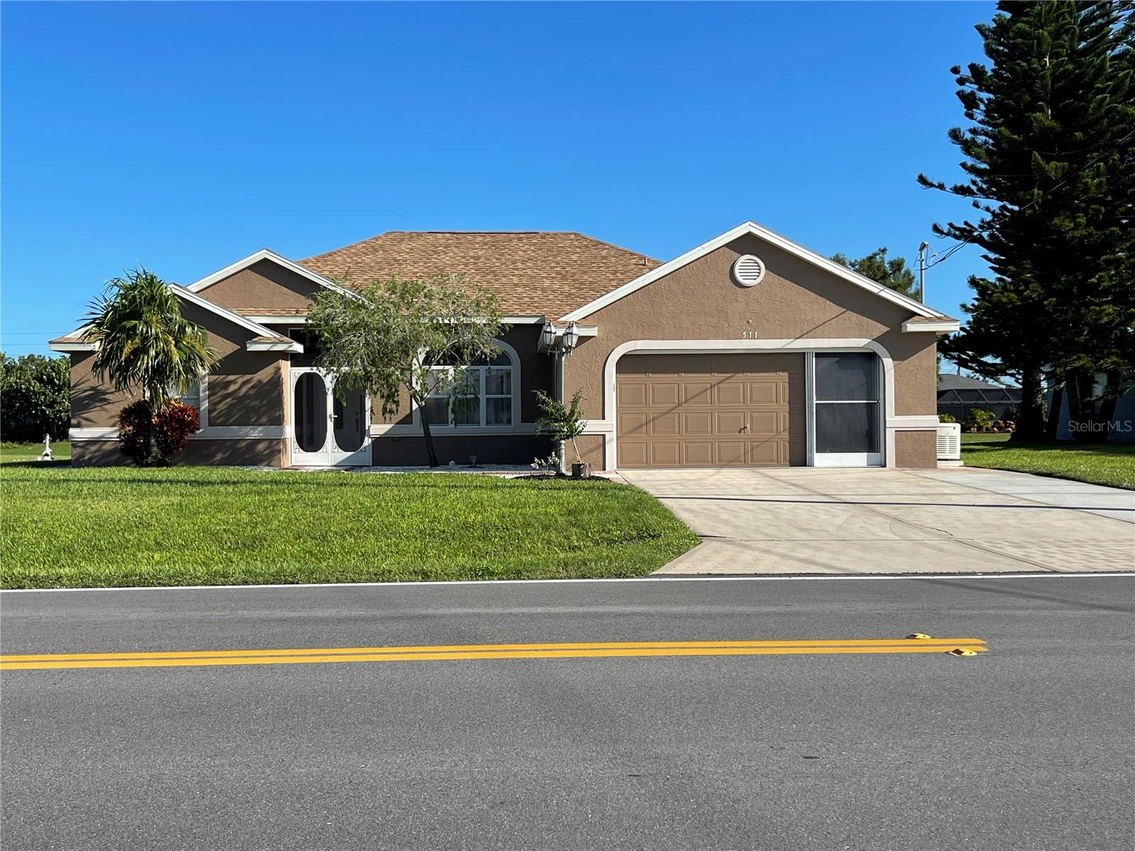 511 ROTONDA CIRCLE, ROTONDA WEST, FL, 33947 1 511 ROTONDA CIRCLE