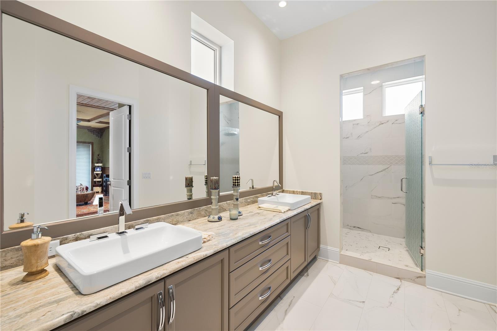 CARRIAGE HOMES AT BELLEVIEW PLACE CONDO - Residential