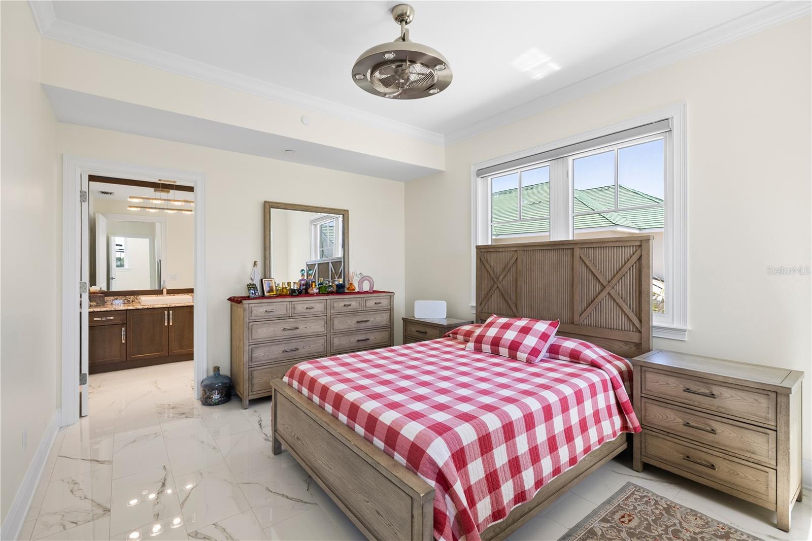 CARRIAGE HOMES AT BELLEVIEW PLACE CONDO - Residential