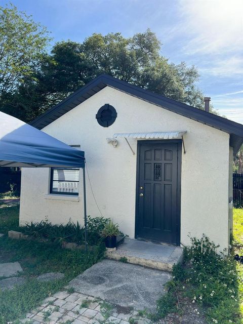 A home in TAMPA