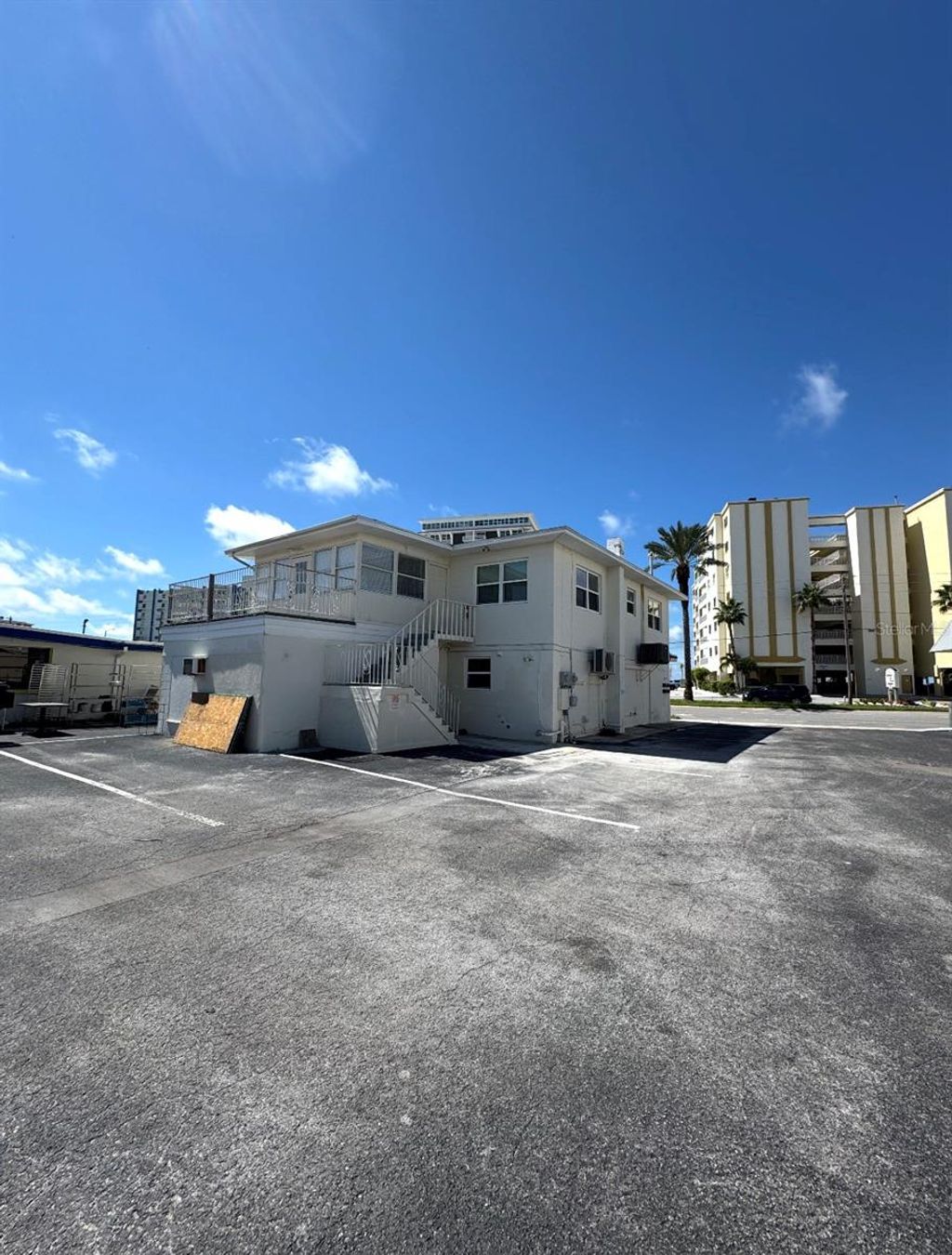 Photo of 17471 Gulf Boulevard, Redington Shores, FL 33708 (MLS # TB8492932)