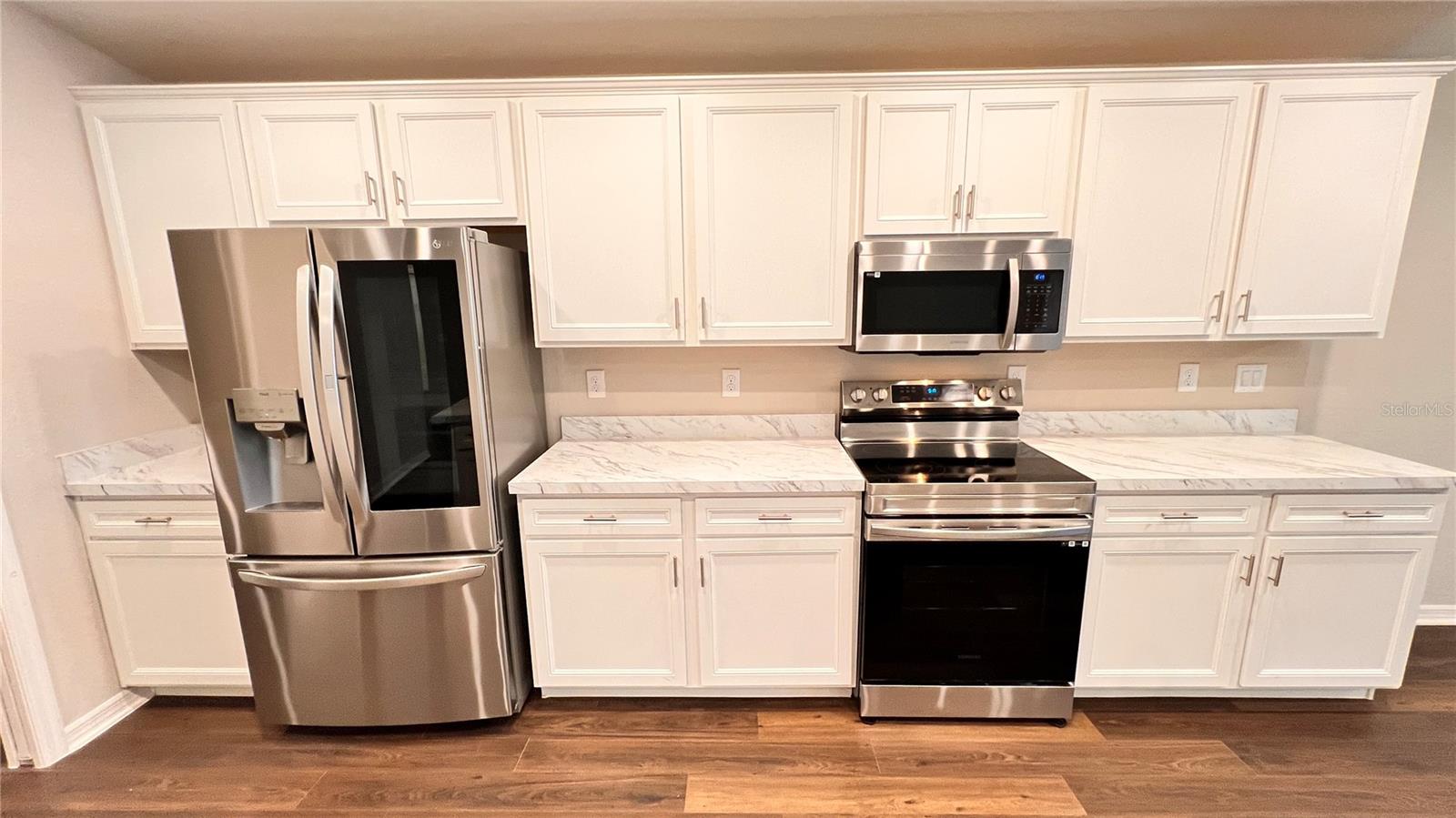 ASTONIA-PH 2 & 3 - Residential Lease