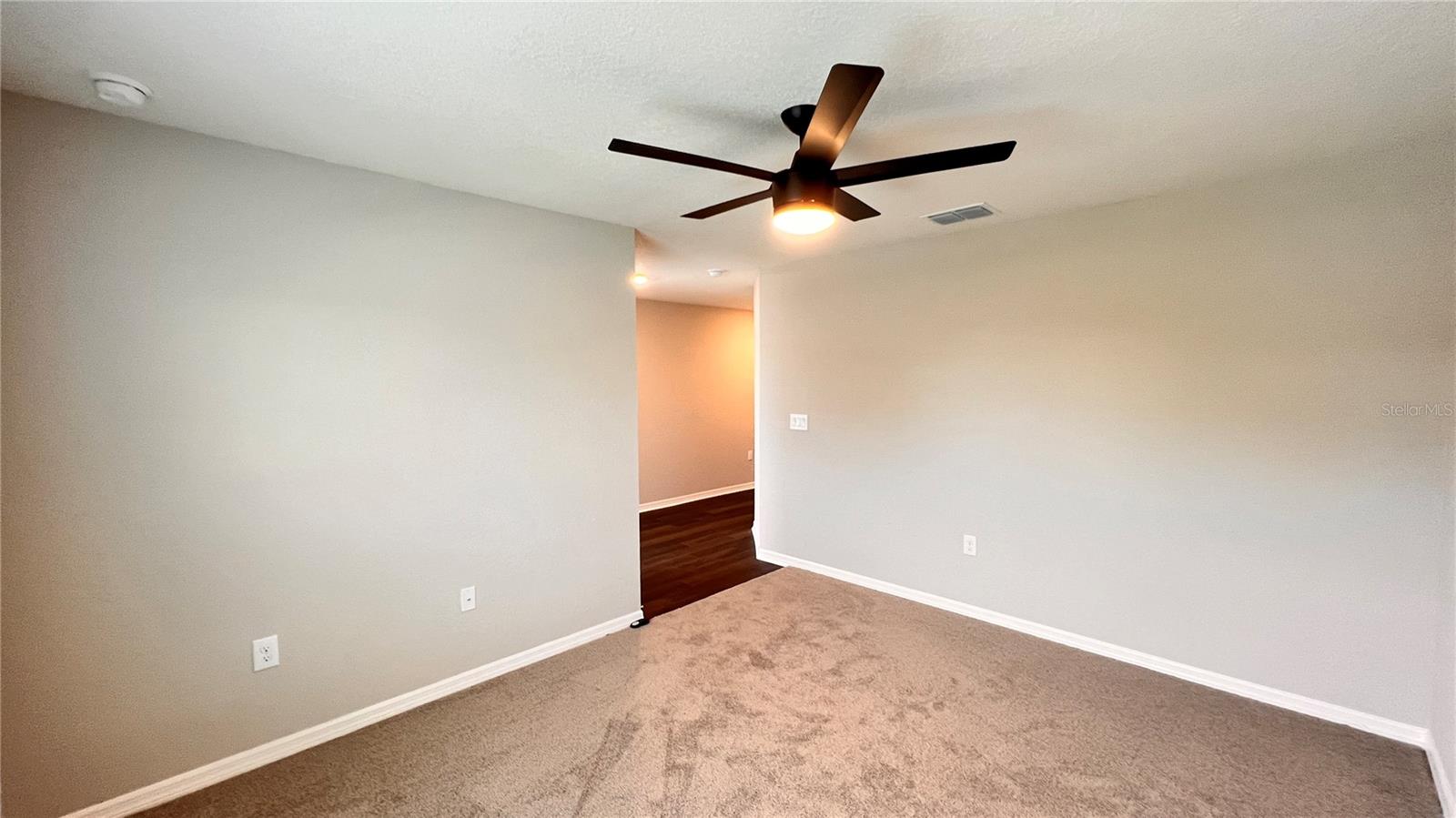 ASTONIA-PH 2 & 3 - Residential Lease