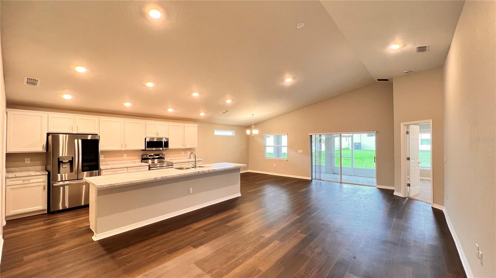 ASTONIA-PH 2 & 3 - Residential Lease