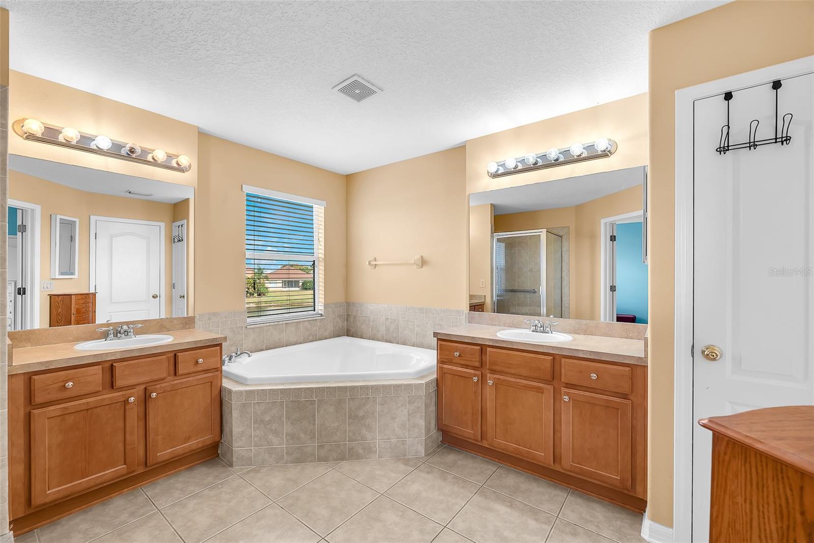 RIVER BEND PH 4A - Residential