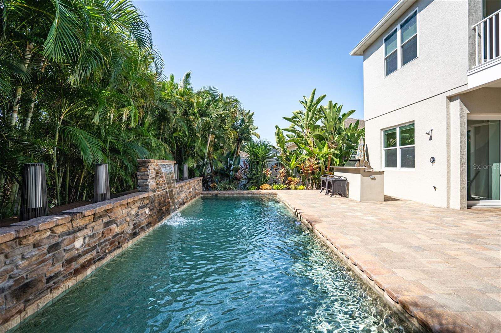 HOMECROFT - Residential