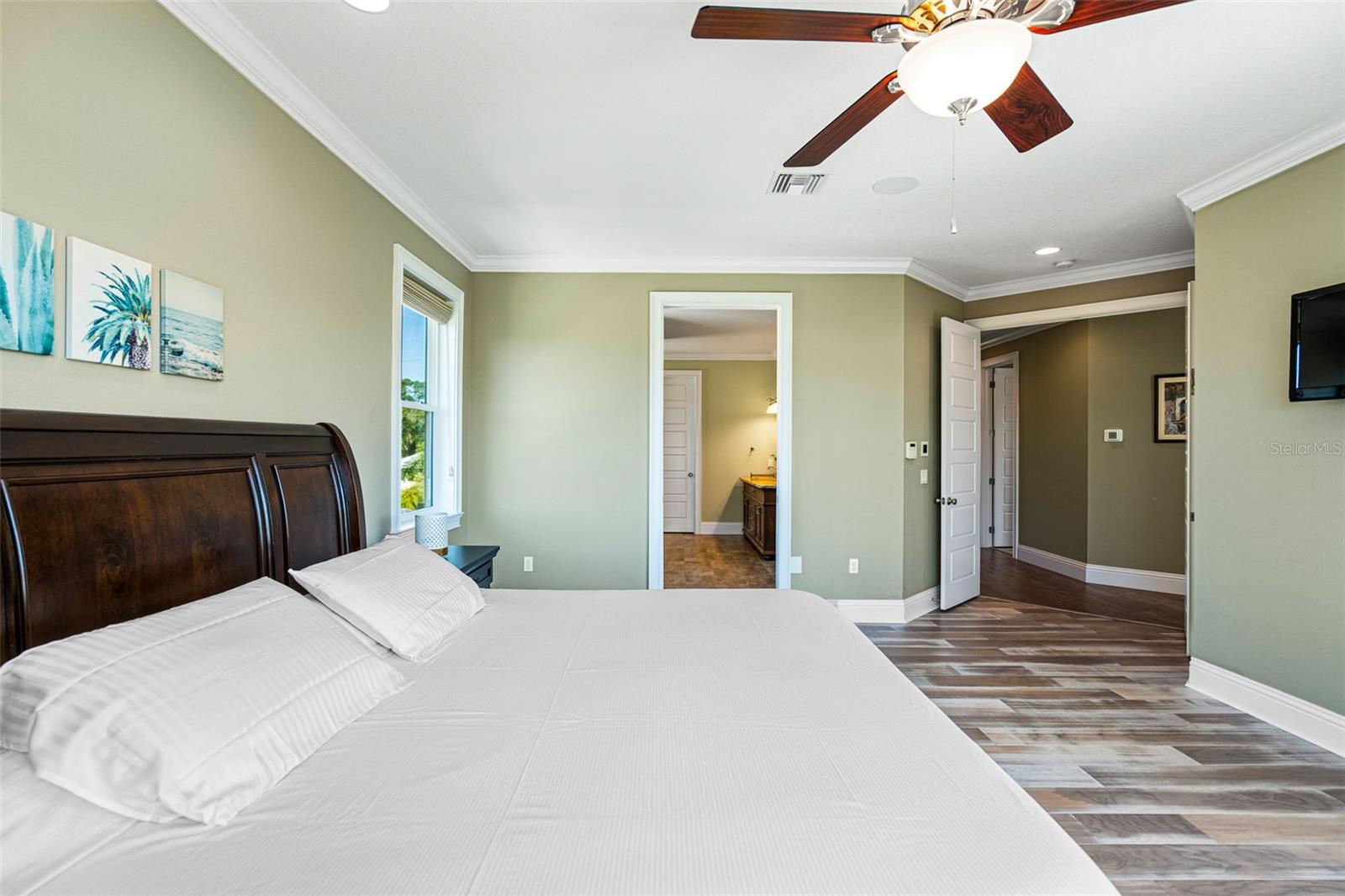 HOMECROFT - Residential