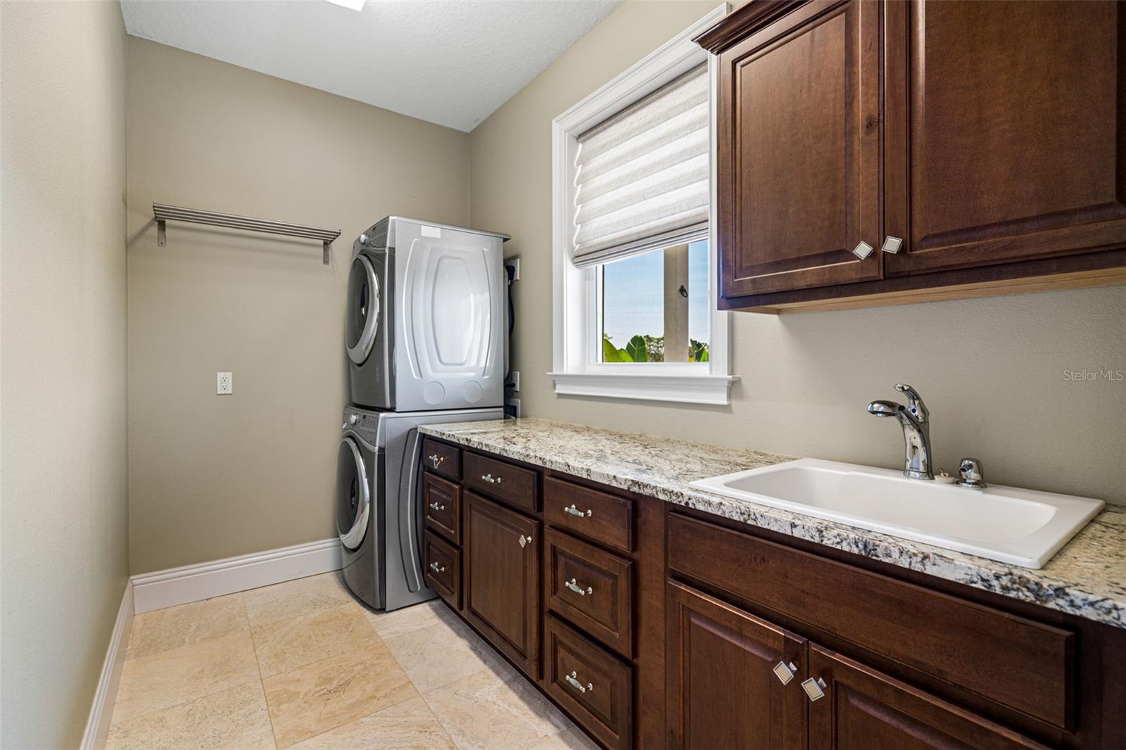 HOMECROFT - Residential