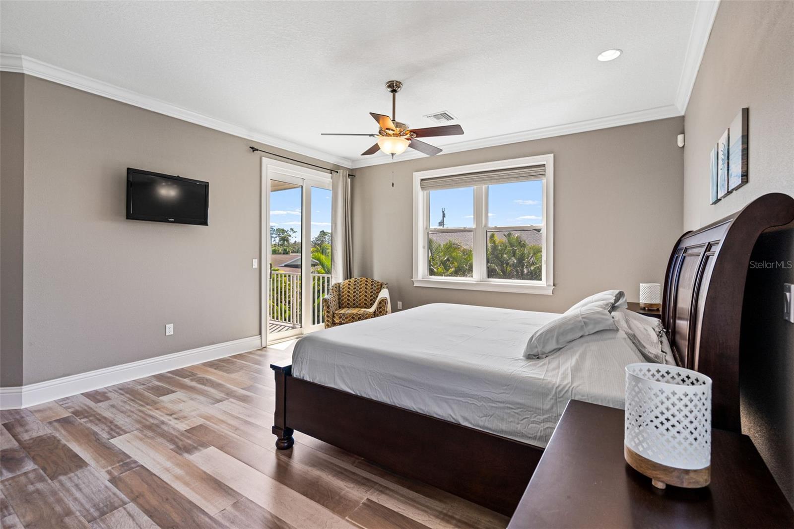 HOMECROFT - Residential