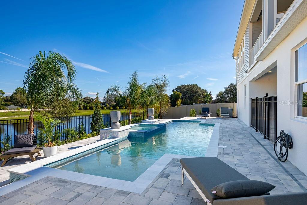 RAVENCLIFFE - Residential