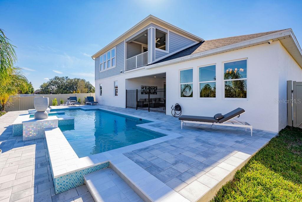 RAVENCLIFFE - Residential
