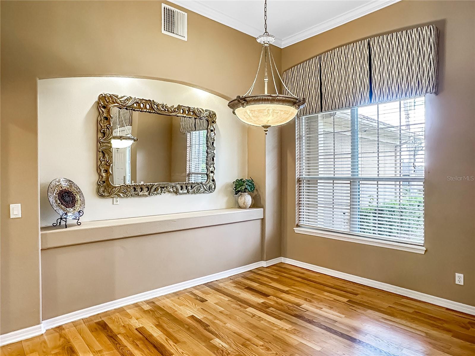 GLEN ABBEY UNIT 8 - Residential