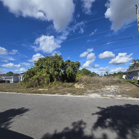 2804 E 11TH STREET LEHIGH ACRES FL 33972