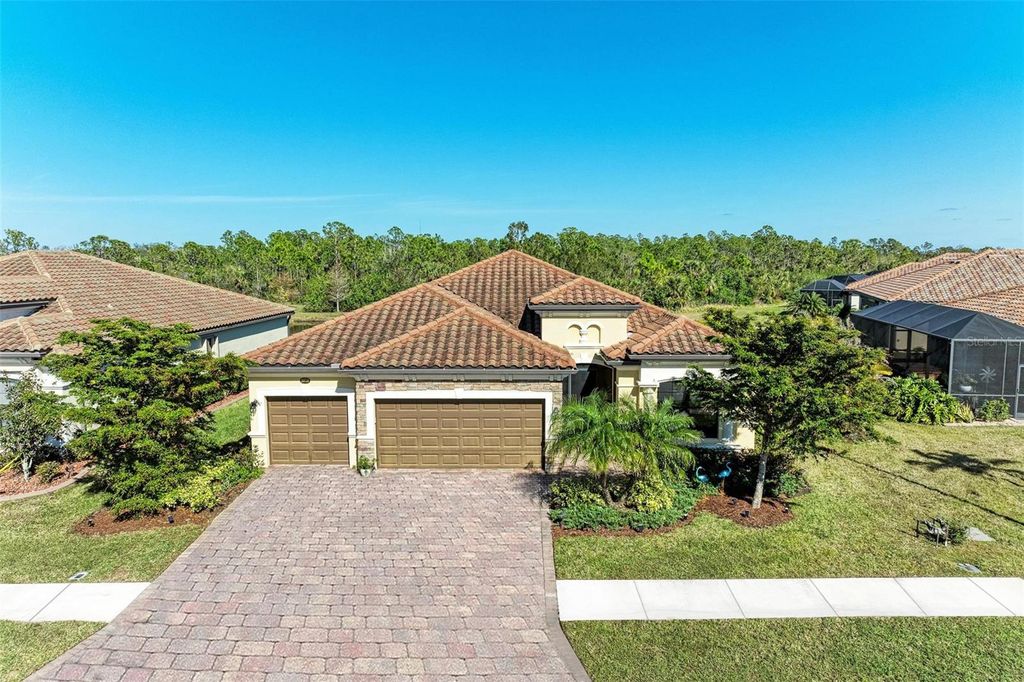 Photo of 20710 Saluti Pl, Venice, FL 34293 (MLS # A4666562)