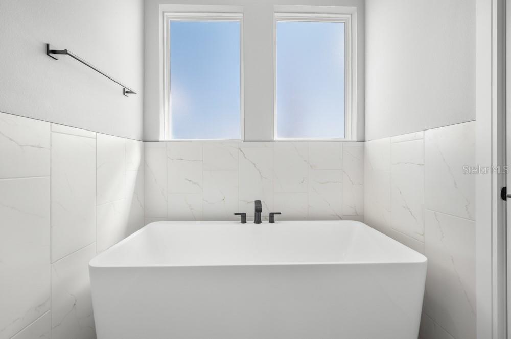 SADDLE HILL - Residential