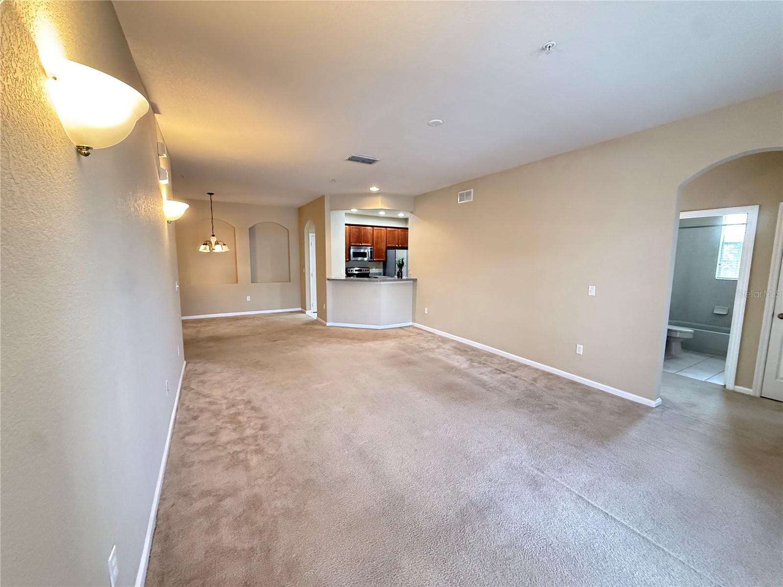 FLORA RIDGE CONDO PH 10 BLDG 4 - Residential