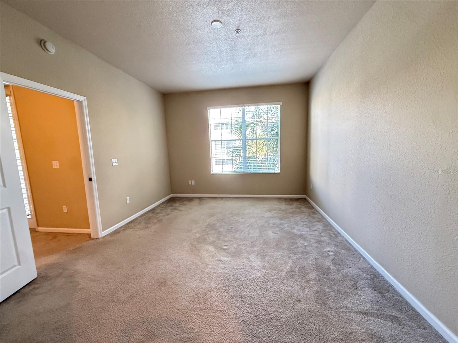 FLORA RIDGE CONDO PH 10 BLDG 4 - Residential