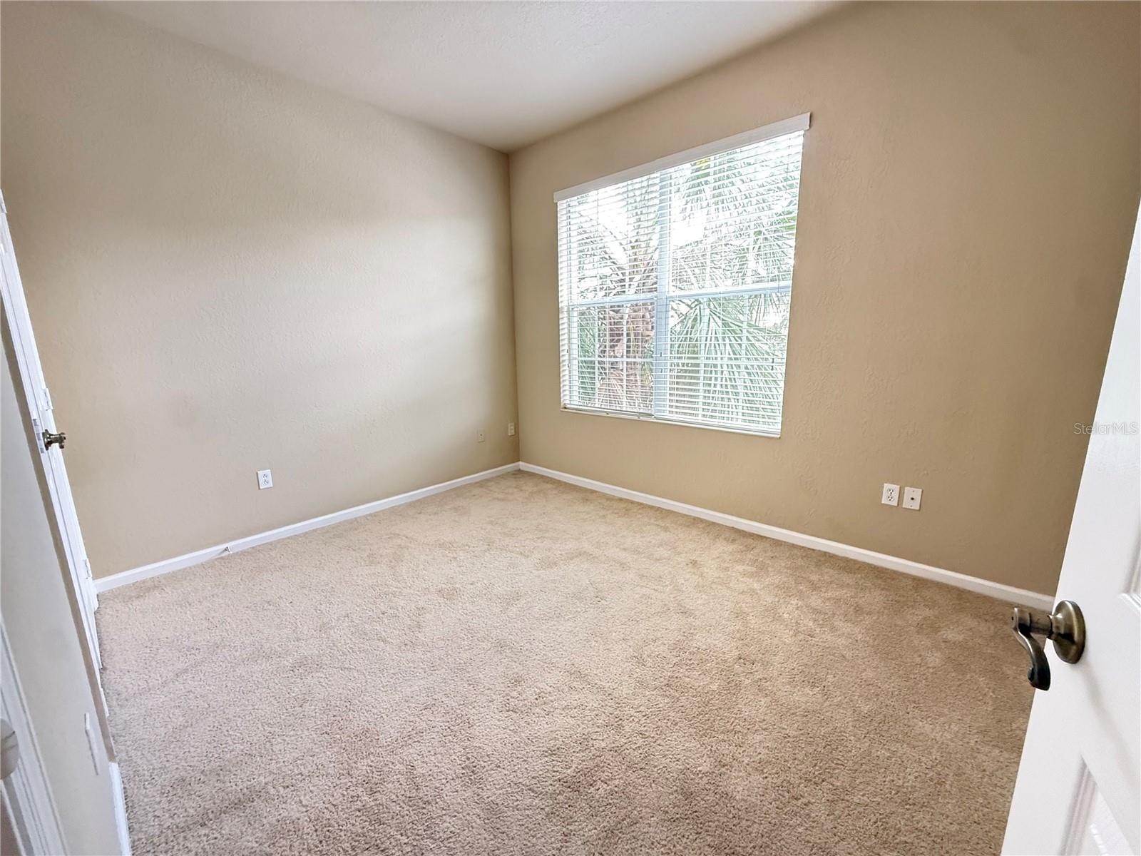 FLORA RIDGE CONDO PH 10 BLDG 4 - Residential