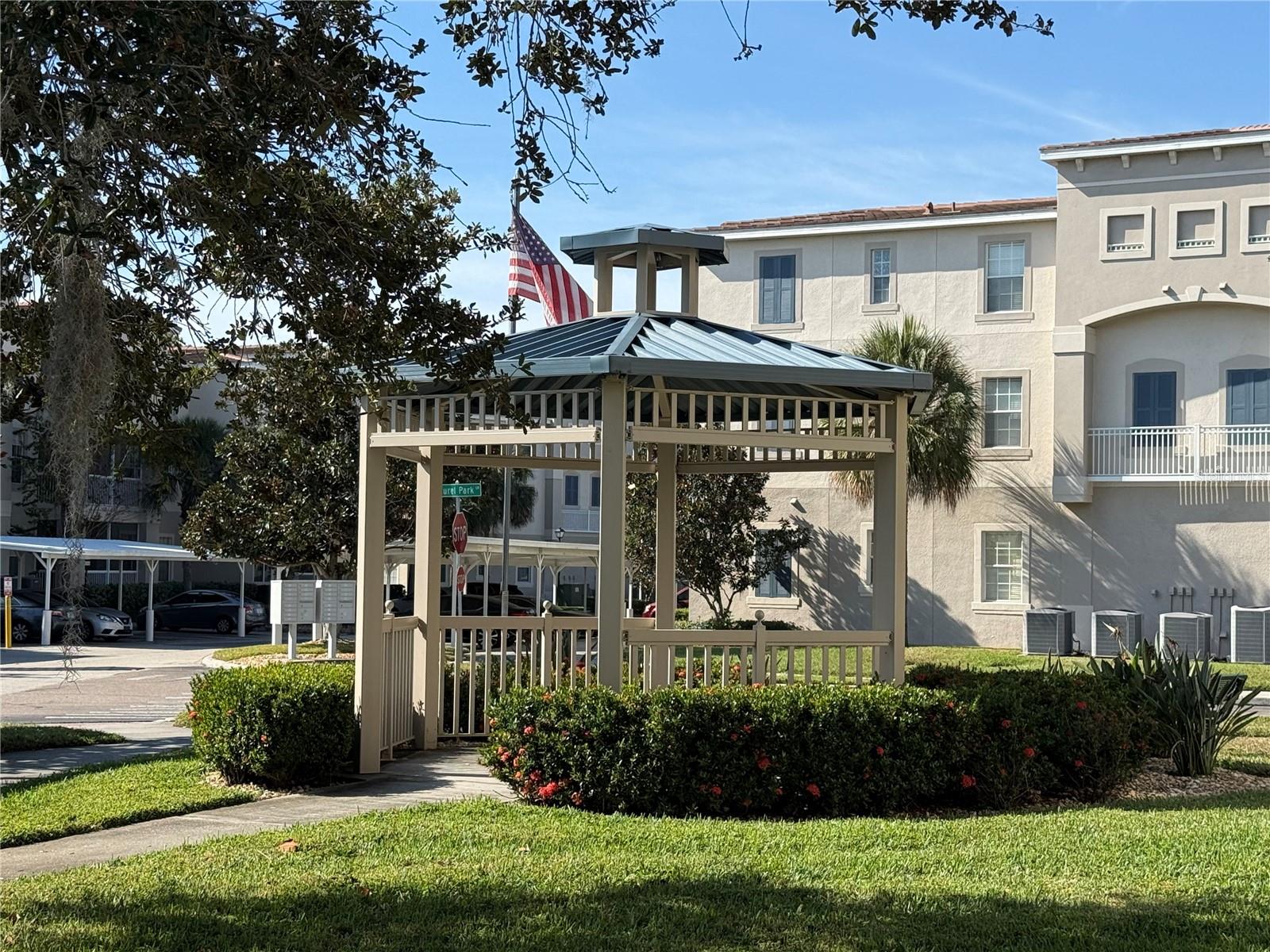 FLORA RIDGE CONDO PH 10 BLDG 4 - Residential