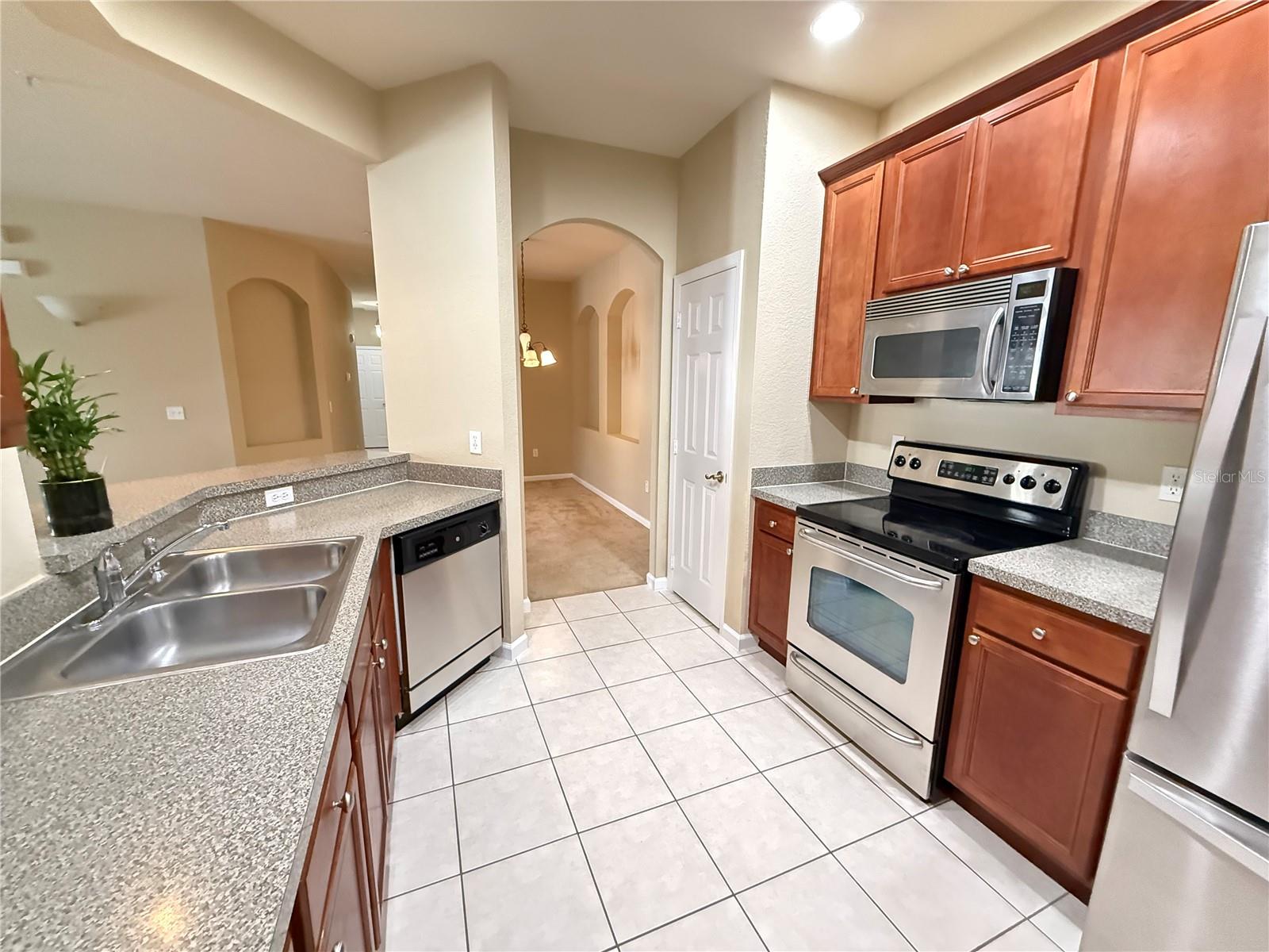 FLORA RIDGE CONDO PH 10 BLDG 4 - Residential