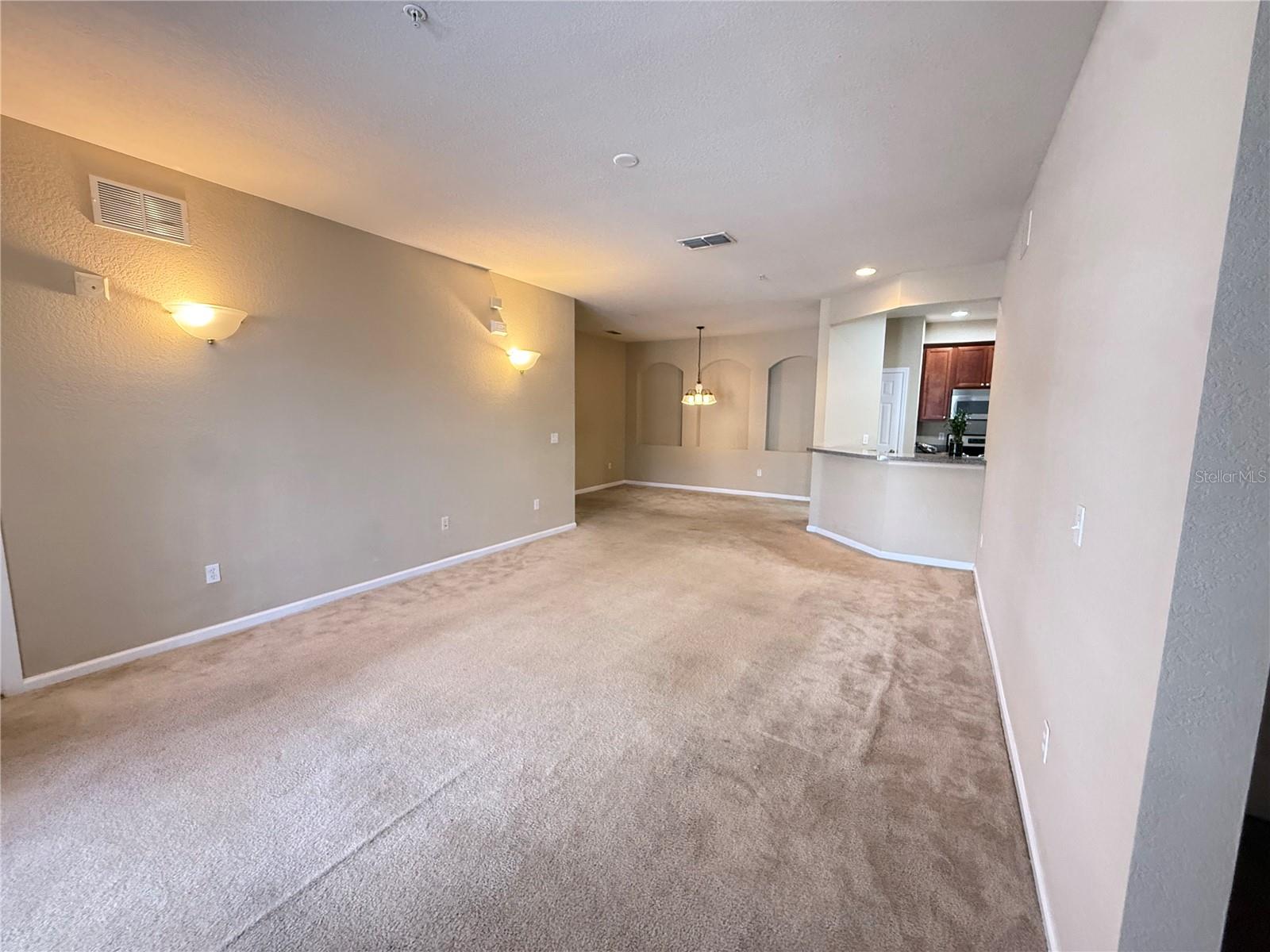 FLORA RIDGE CONDO PH 10 BLDG 4 - Residential