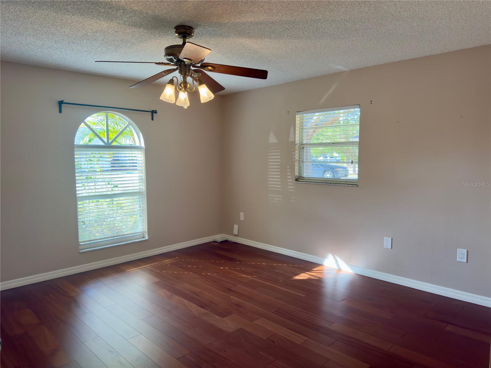 CEDAR CREEK - Residential Lease