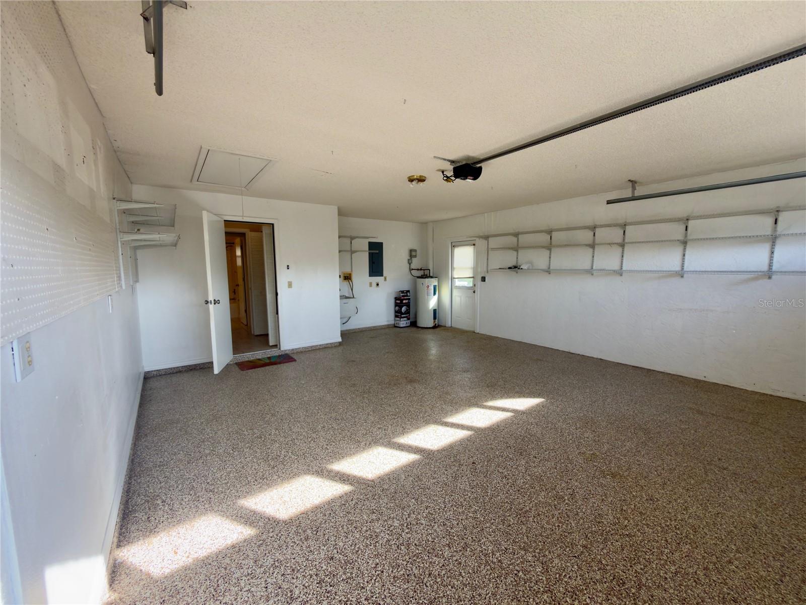 CEDAR CREEK - Residential Lease