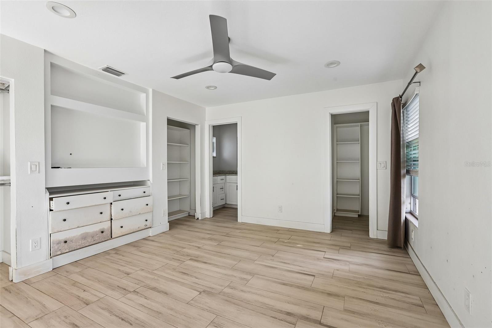 SHORE ACRES OVERLOOK SEC - Residential