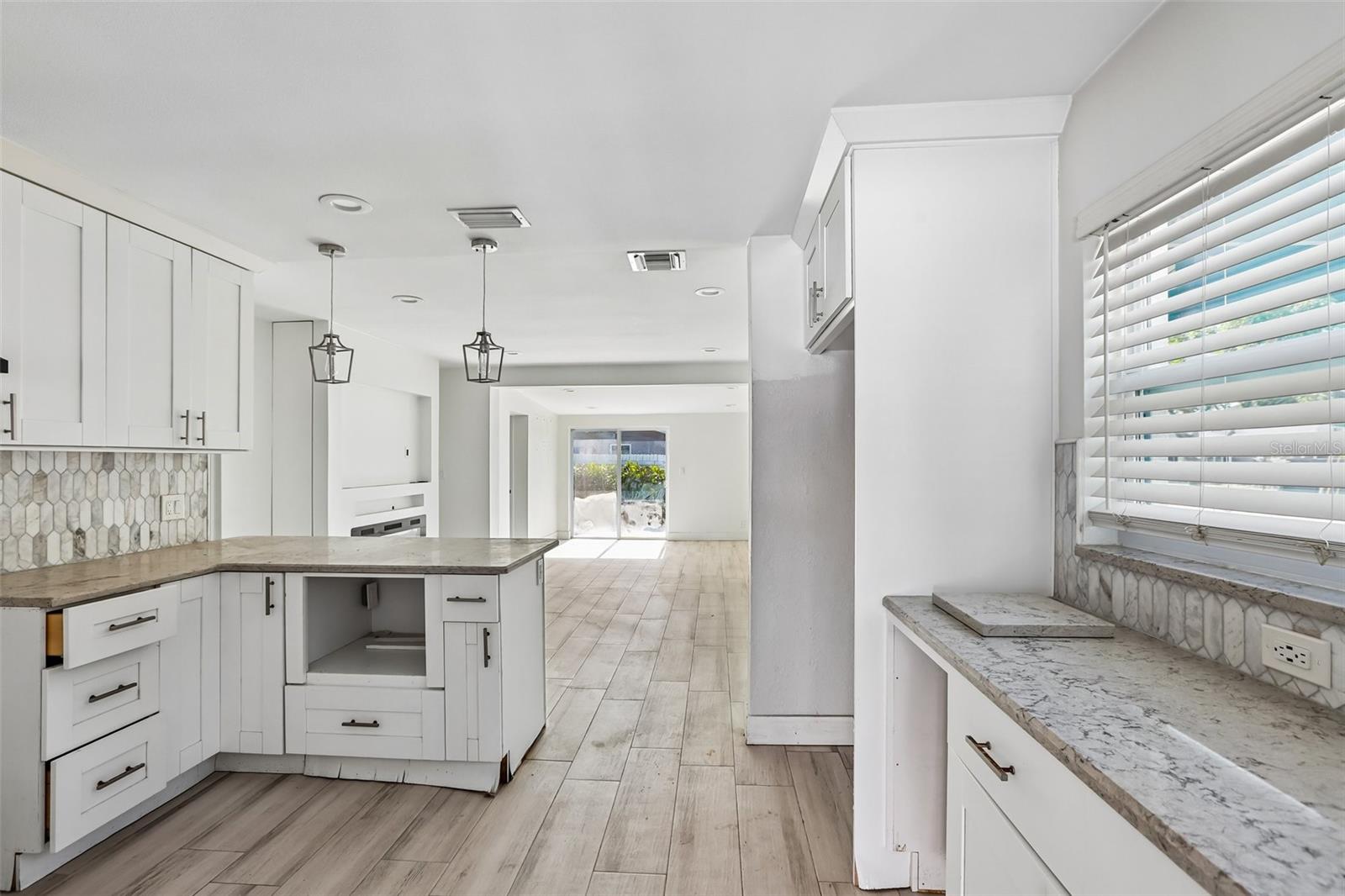SHORE ACRES OVERLOOK SEC - Residential