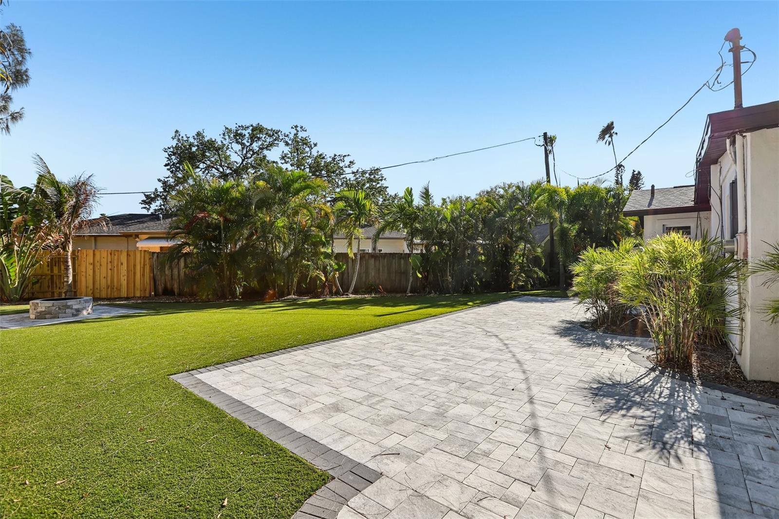 SHORE ACRES OVERLOOK SEC - Residential