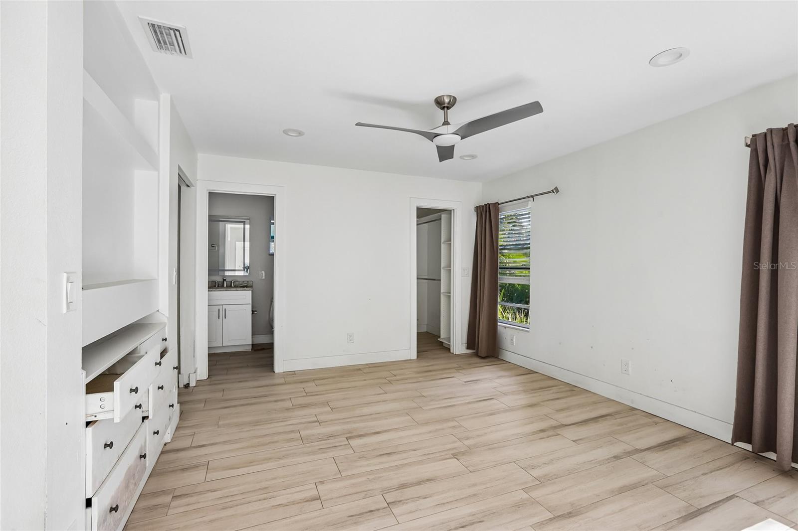 SHORE ACRES OVERLOOK SEC - Residential