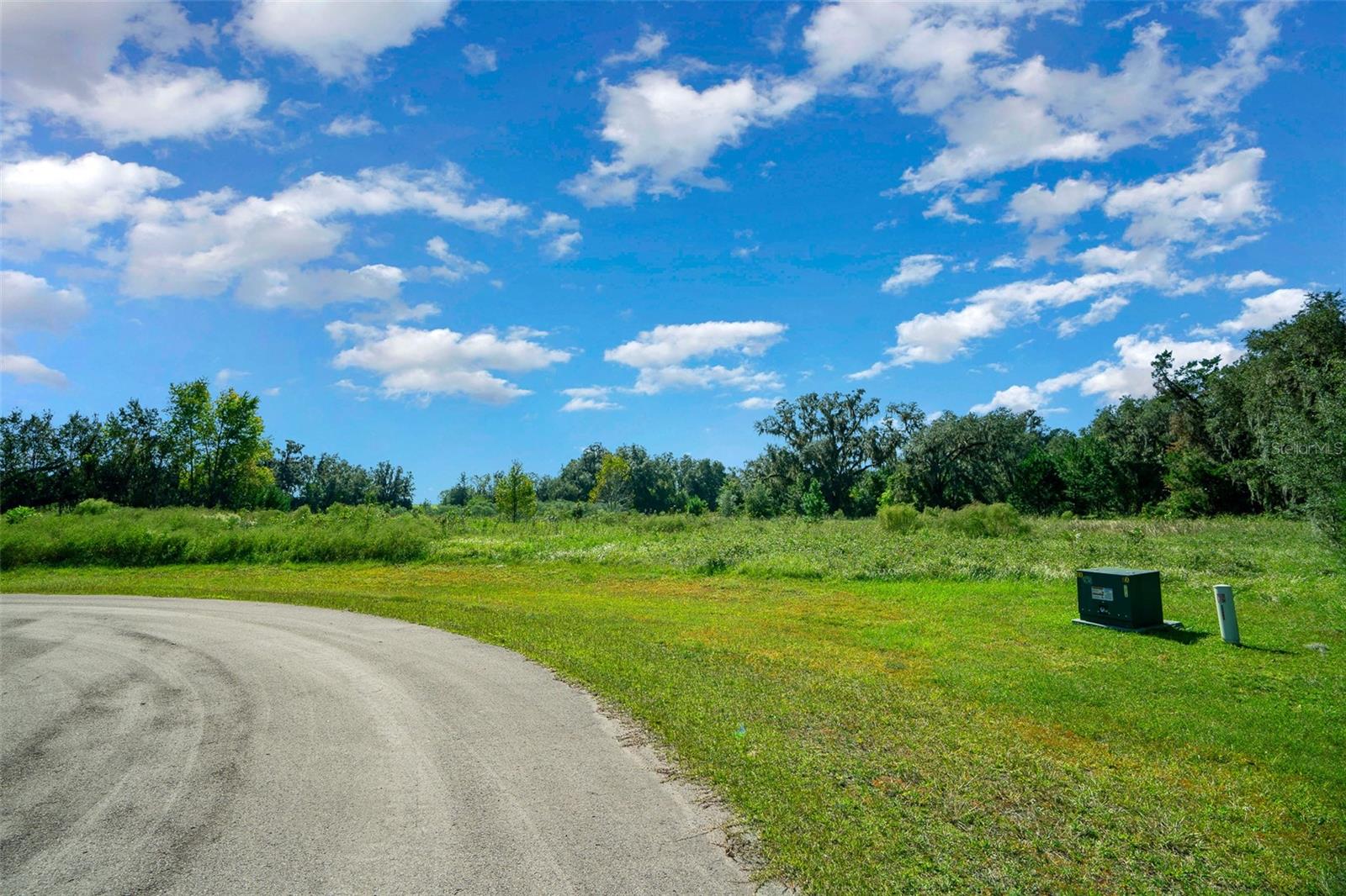 PARADISE FARMS - Land