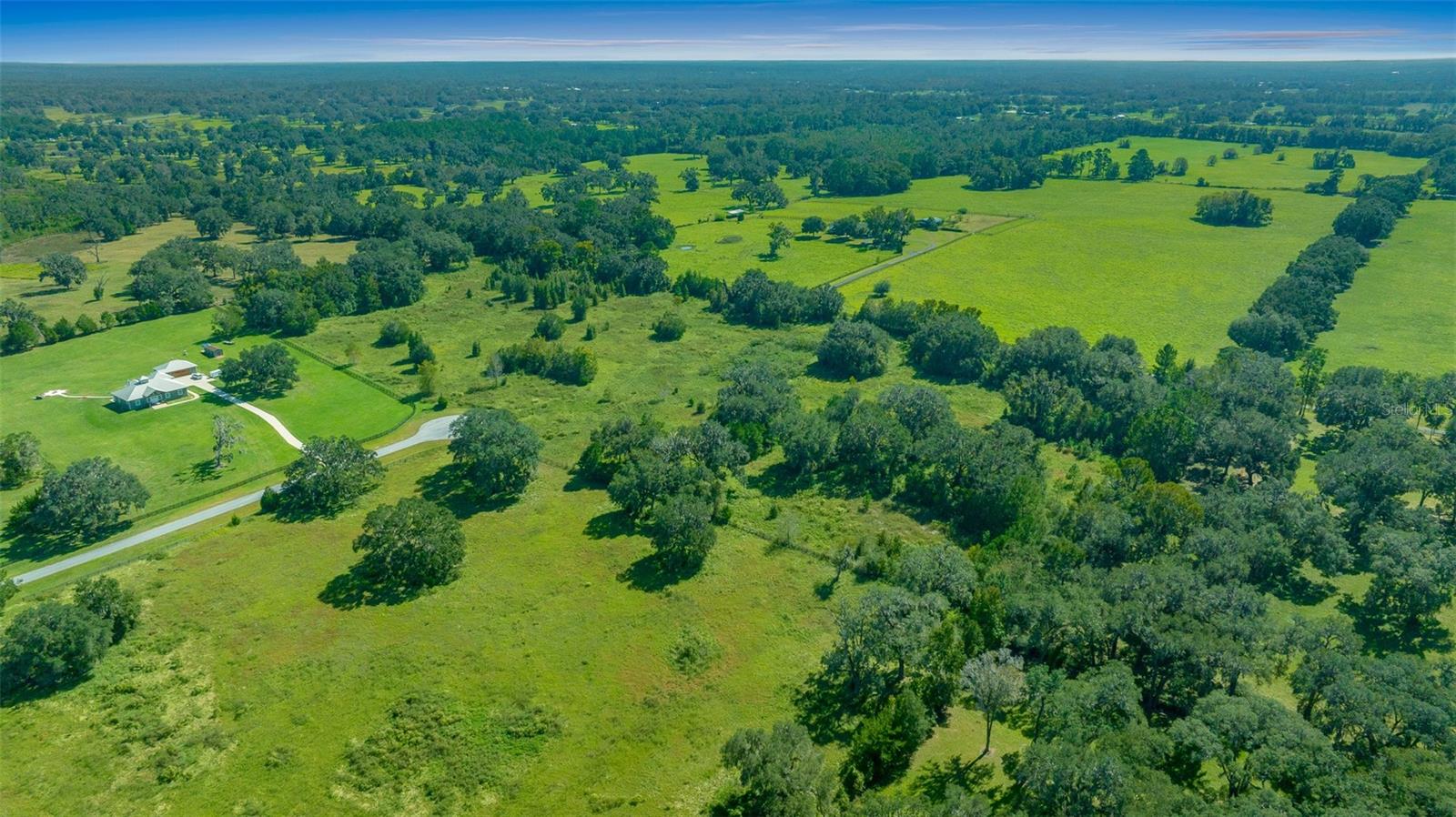 PARADISE FARMS - Land