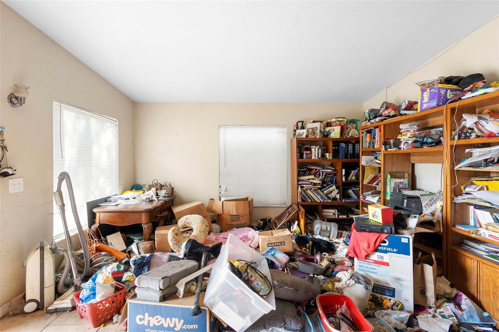 SUNLAND ESTATES 1ST ADD - Residential