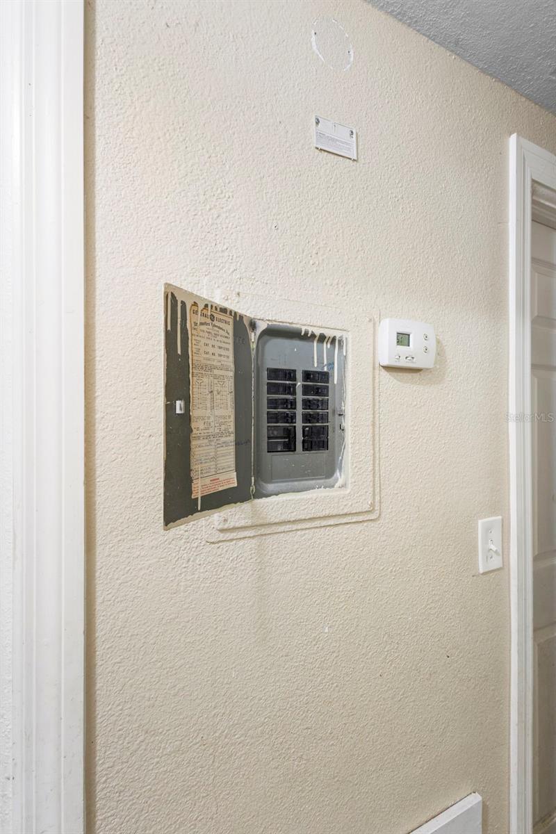 SUNLAND ESTATES 1ST ADD - Residential