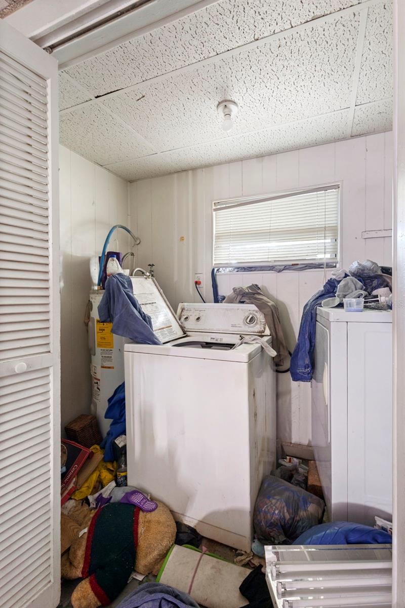 SUNLAND ESTATES 1ST ADD - Residential