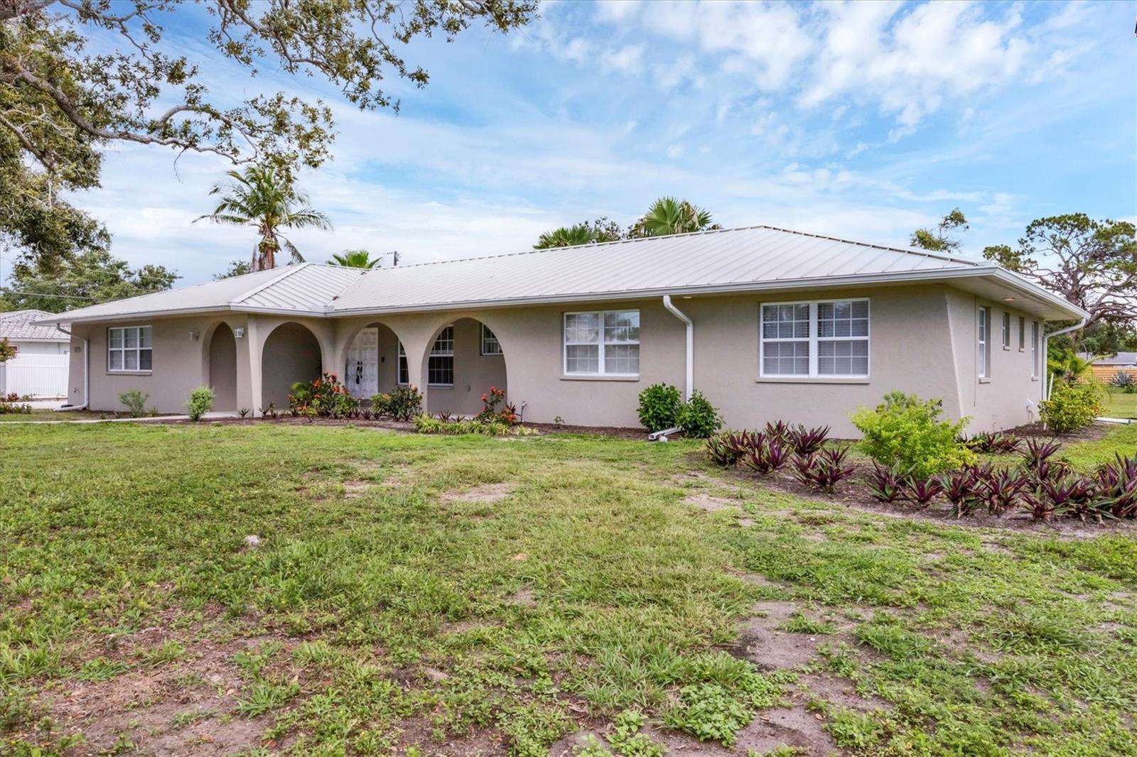 612 BAYSHORE ROAD