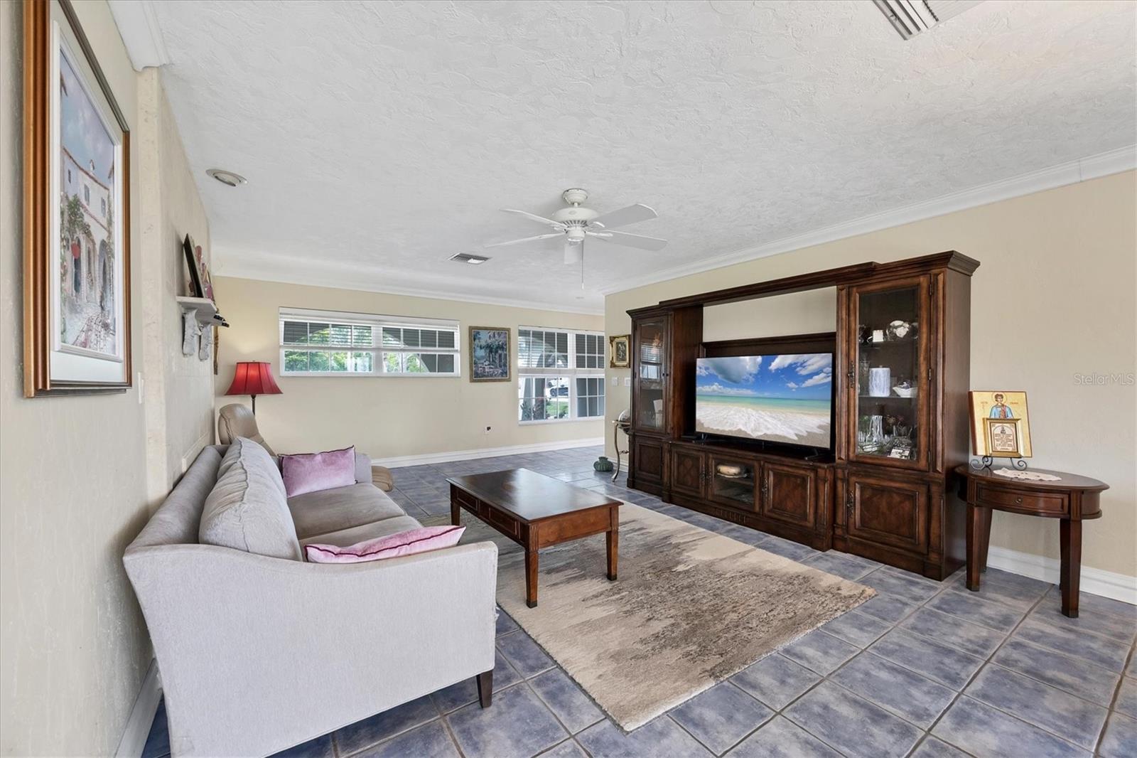 612 BAYSHORE ROAD