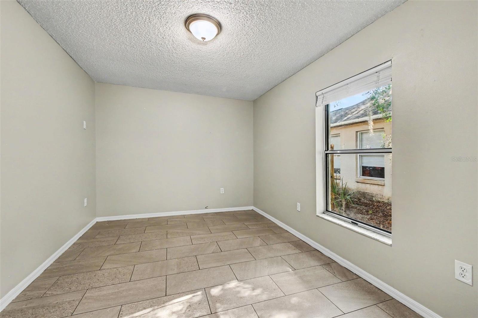 LEESBURG WESTSIDE OAKS - Residential