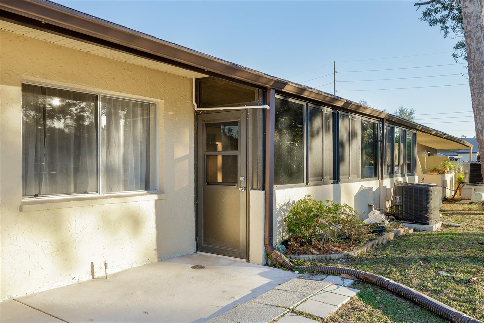 NEW HAVEN CONDO - Residential Lease