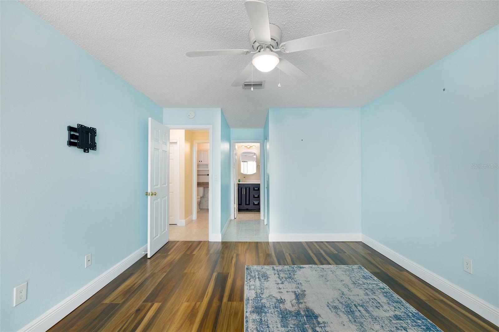 NEW HAVEN CONDO - Residential Lease