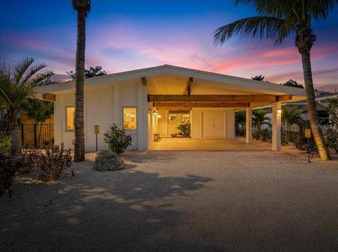 Photo of 102 Tuna Street, Anna Maria, FL 34216 (MLS # A4681558)