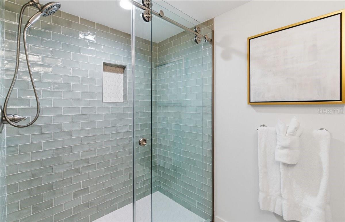 ANNA MARIA - Residential