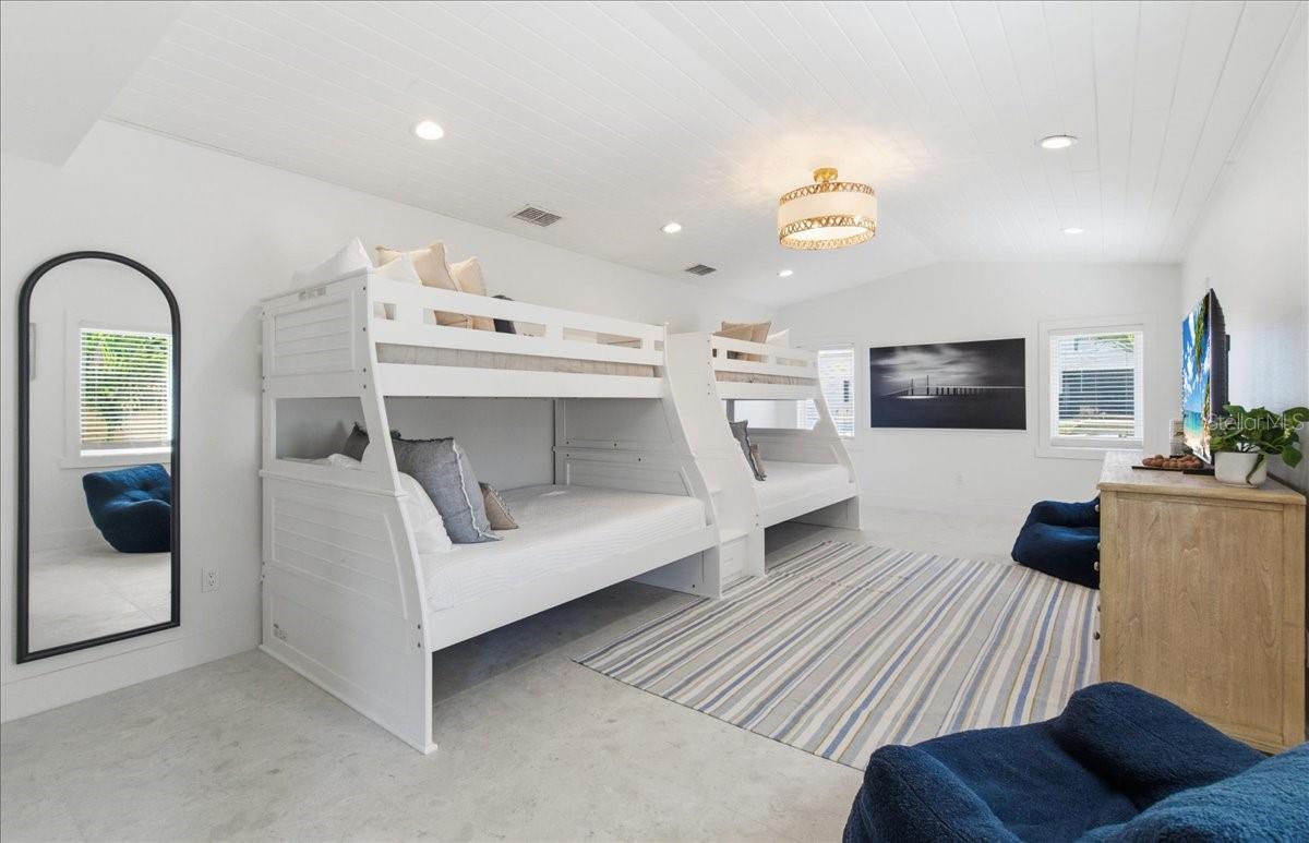 ANNA MARIA - Residential