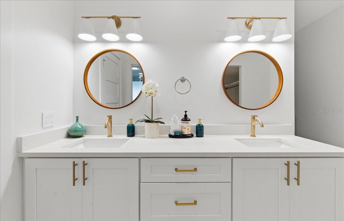 ANNA MARIA - Residential