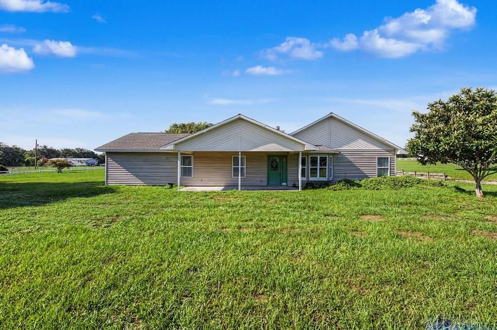 Photo of 39628 Otis Allen Road, Zephyrhills, FL 33540 (MLS # TB8525881)