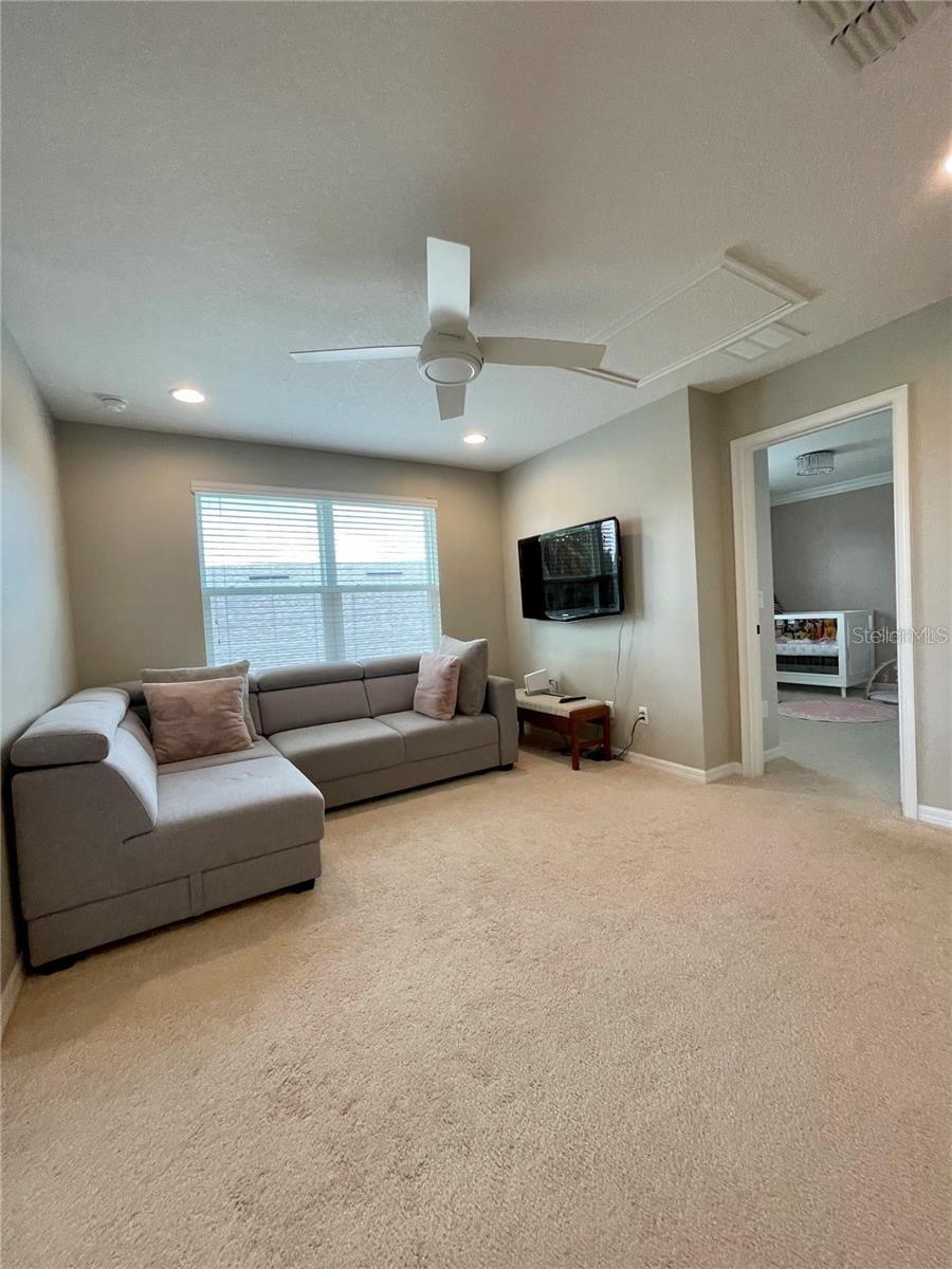 WEST LAKE HANCOCK ESTATES - Residential Lease