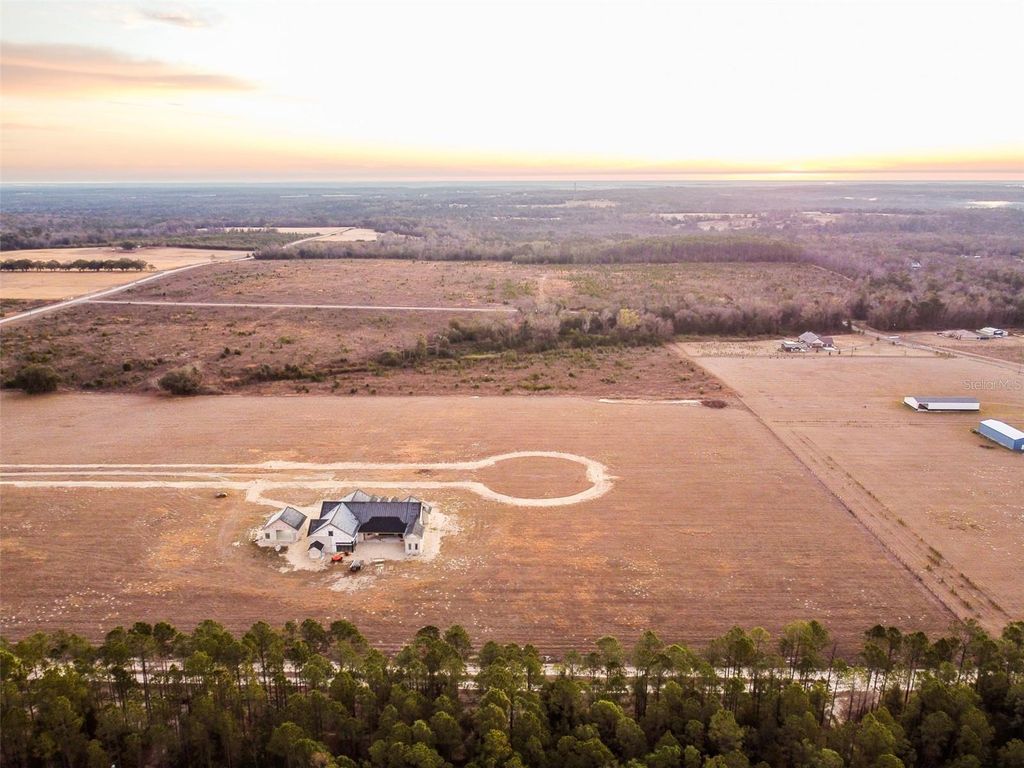 Photo of Royal Sky (lot 9) Court, Brooksville, FL 34602 (MLS # TB8477294)