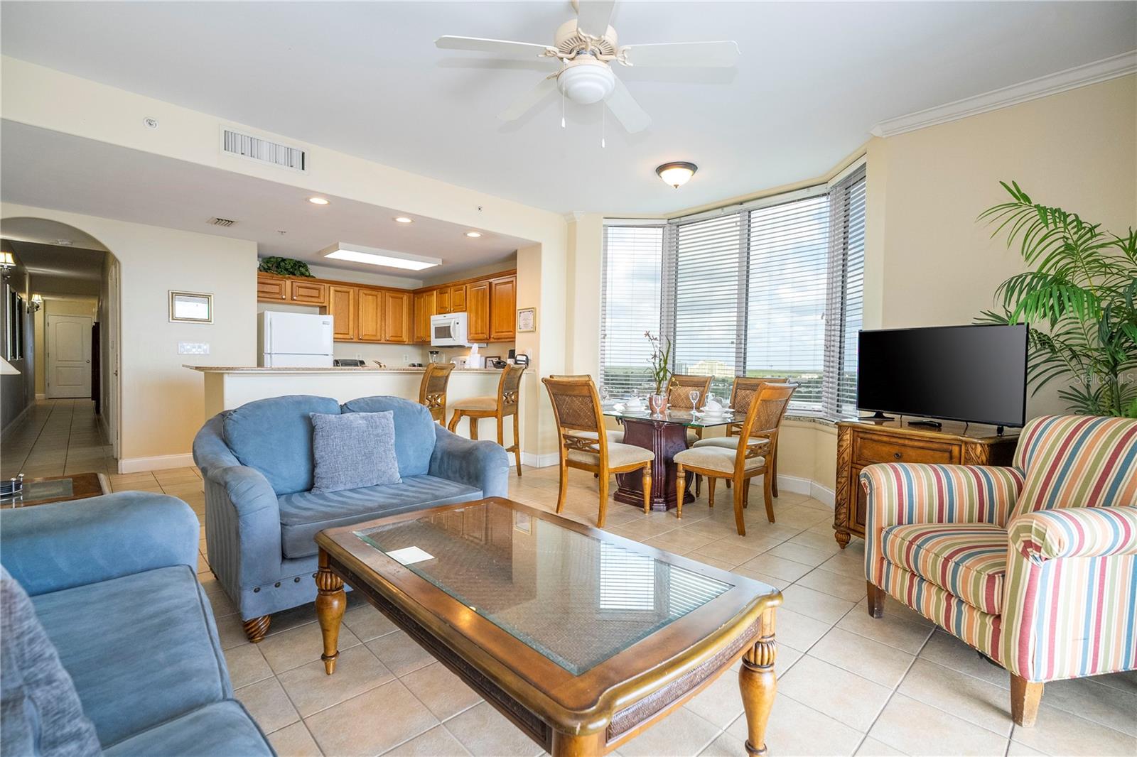 BLUE HERON BEACH RESIDENCE TOWER I - Residential